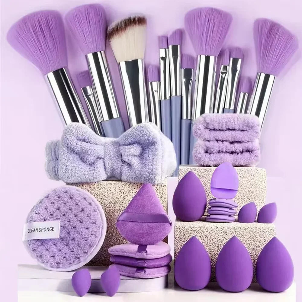 20/40‑Piece Pink Makeup Brush Kit – Complete Soft Brush Set with Beauty Blender, Perfect for Birthday, Christmas & New Year Gifts